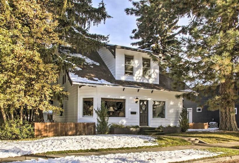 Charming Downtown Coeur D Alene Home With Yard!