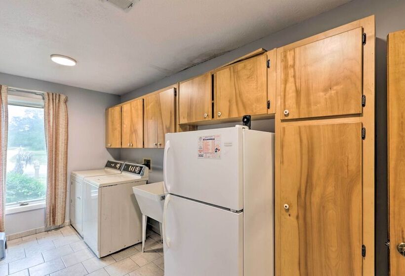 Cheerful Lanark Village Oasis W/ Private Pool