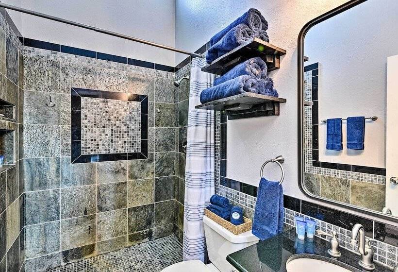 Cozy Galveston Beach House   Walk To The Gulf!