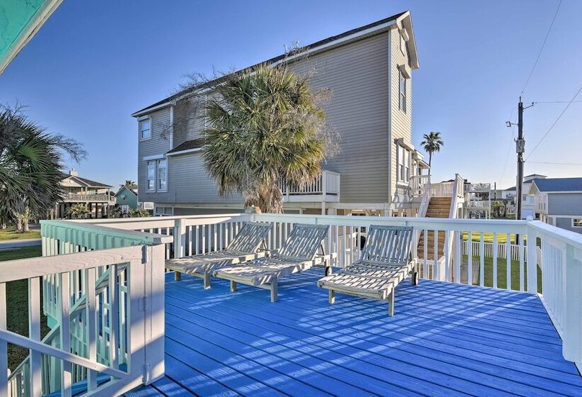 Cozy Galveston Beach House   Walk To The Gulf!