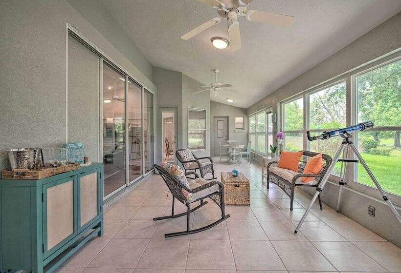 Crystal River Gem Near Three Sisters Springs!