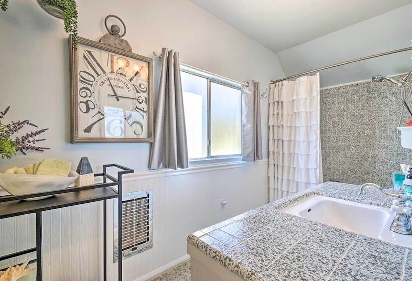 Cute Cabin + Deck < 2 Mi To Lake Arrowhead Village