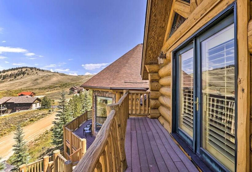 Skiing & Hiking Access: Spacious Granby Cabin!