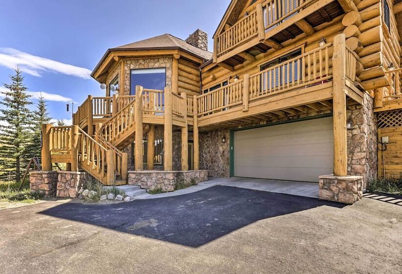 Skiing & Hiking Access: Spacious Granby Cabin!