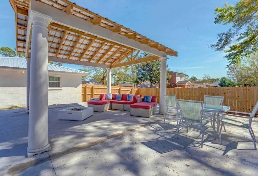 Gulf Breeze Home W/ Pool, Grill & Fire Pit