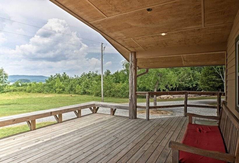 Guntersville Cabin W/ Lake Views!