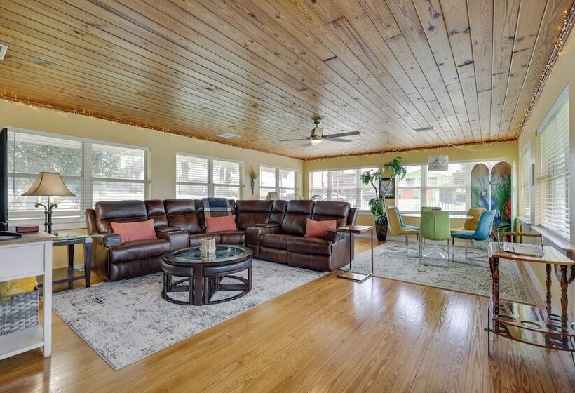 Historic St Augustine Bungalow: Walk To Beach