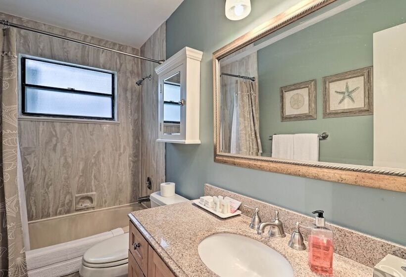 Jensen Beach Home W/ Pool Access < 1 Mi To Beach!