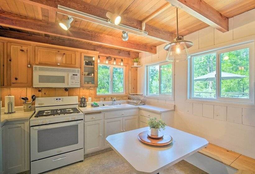 Lakeview Lodge Fit For Groups < 1 Mile To Lake!