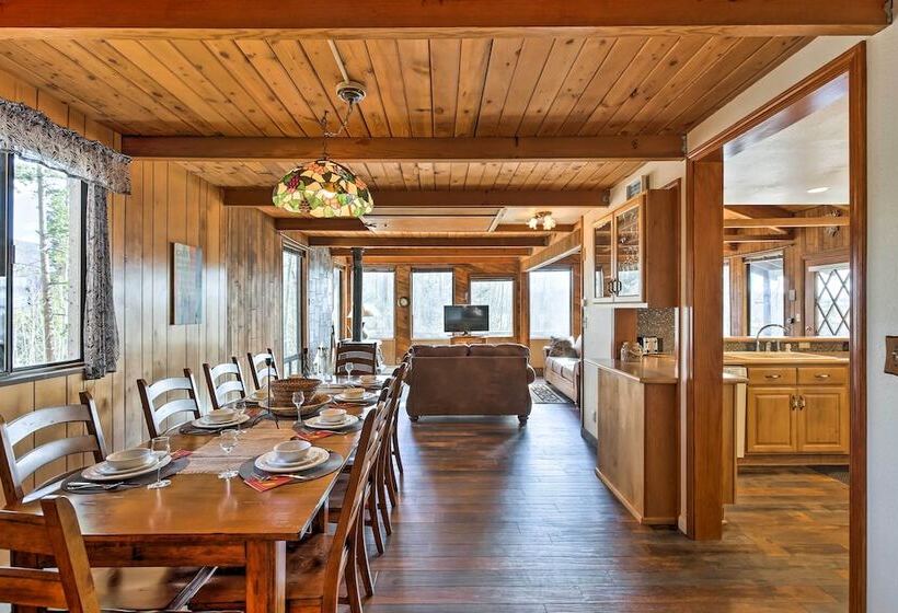 Large Home On 1 Acre: 2 Mi To Grand Lake Village