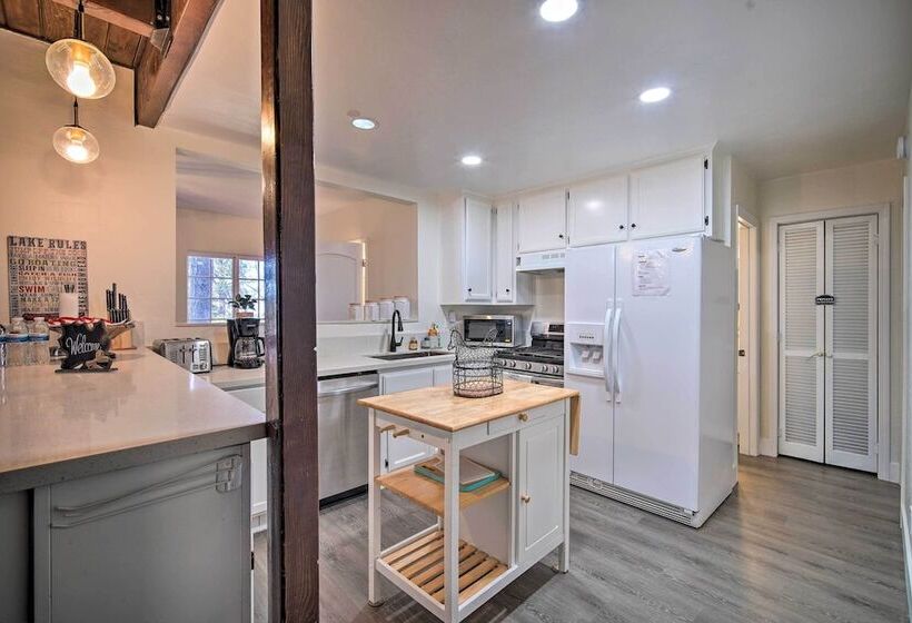 Relaxing Lake Arrowhead Home ~ 1 Mi To Lake!