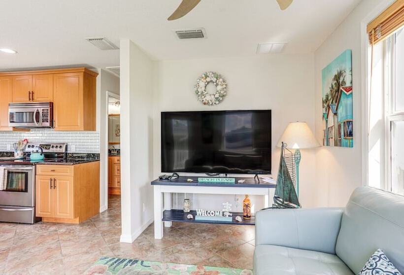 South Hutchinson Island Cottage W/ Beach Access!