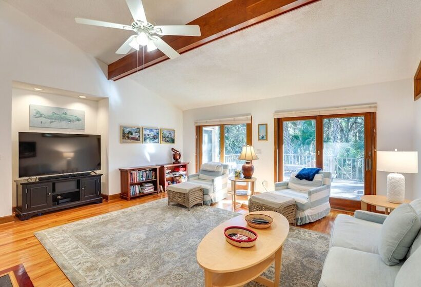 Spacious Kiawah Island Home W/ Deck, Walk To Beach