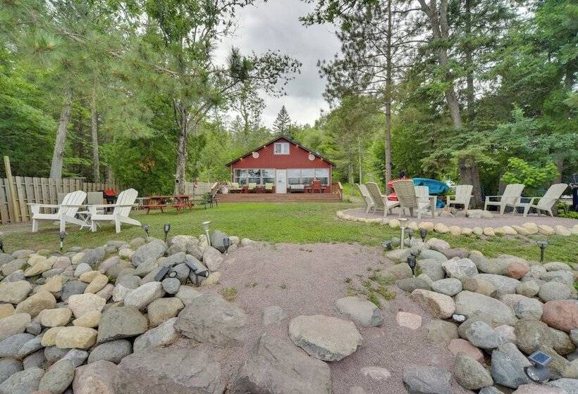Solon Springs Getaway W/ Dock & Kayaks!