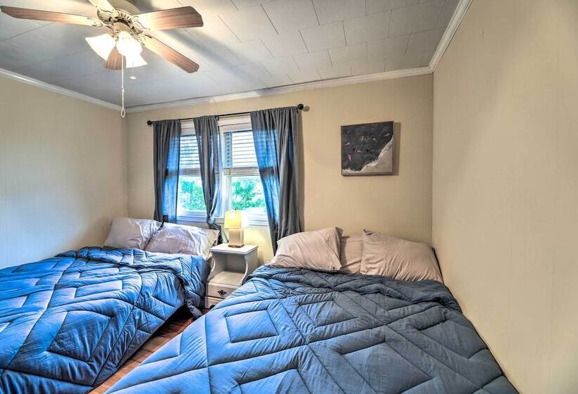 Charming Harkers Island Home   Fish & Boat!