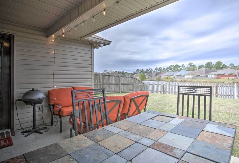Charming Louisiana Home   21 Mi To Lsu!