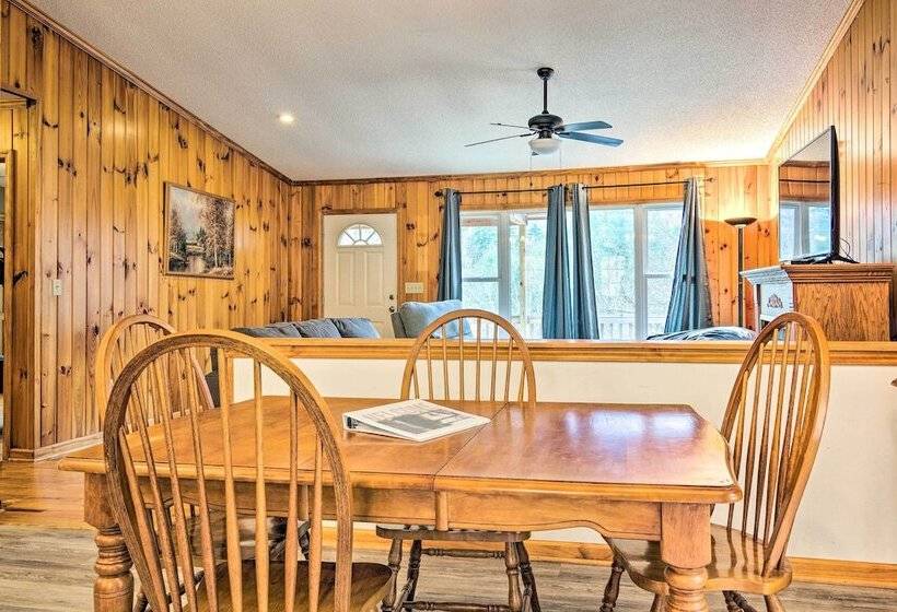 Fire Pit & Mtn Views: Charming Marion Cabin!