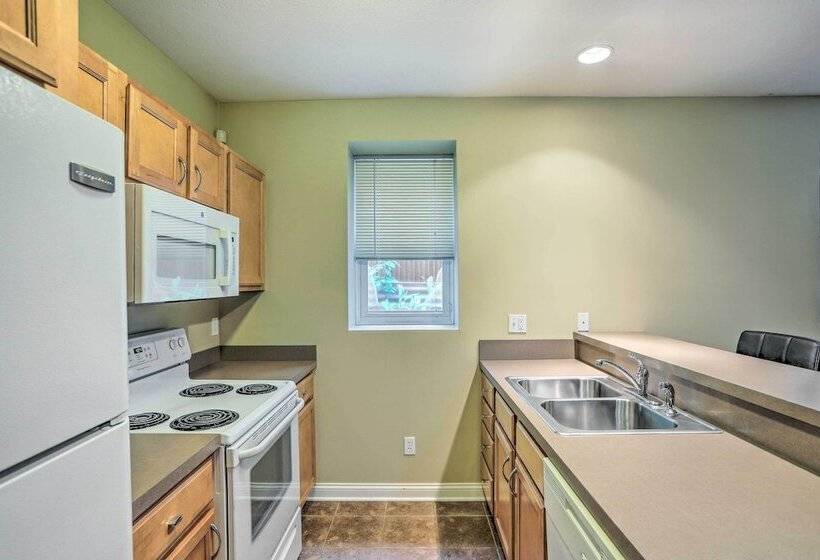~ 2 Mi To Downtown   Cozy Cleveland Unit