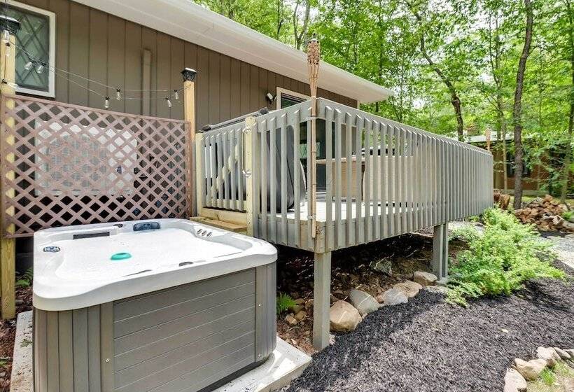 Near Skiing & Hiking: Gouldsboro Home W/ Yard