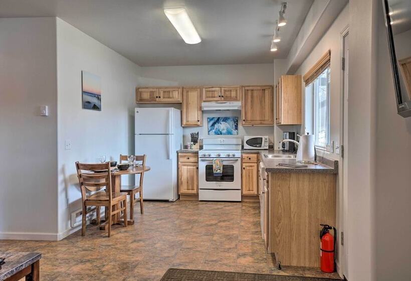 Homer Hideaway On Fritz Creekside   Pets Welcome
