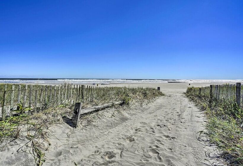 Idyllic Atlantic City Home   1 Block To Beach