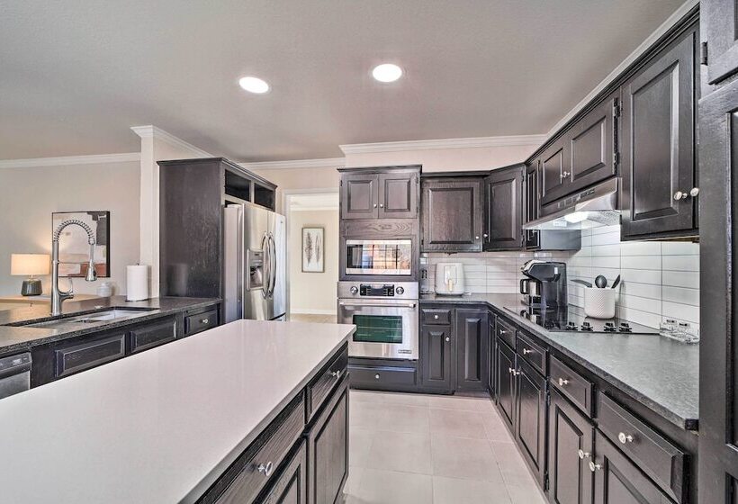 Immaculate  Woodland View  Retreat W/ Hot Tub