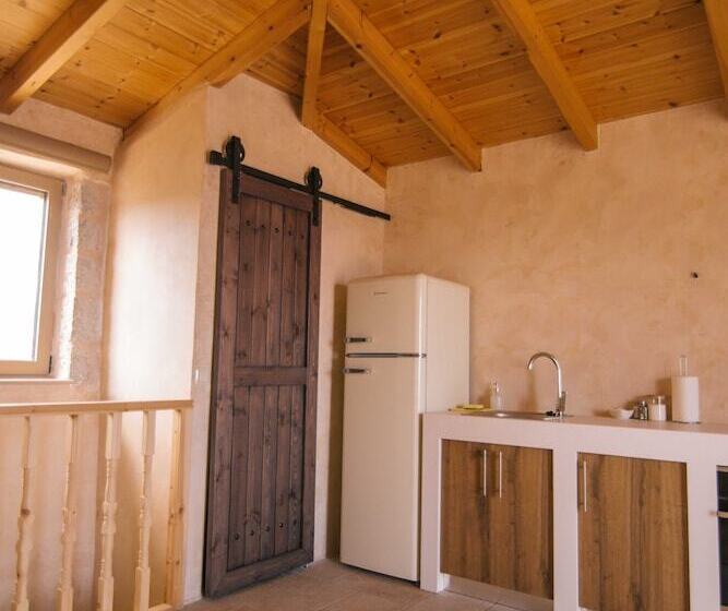 Mani Luxury Suites