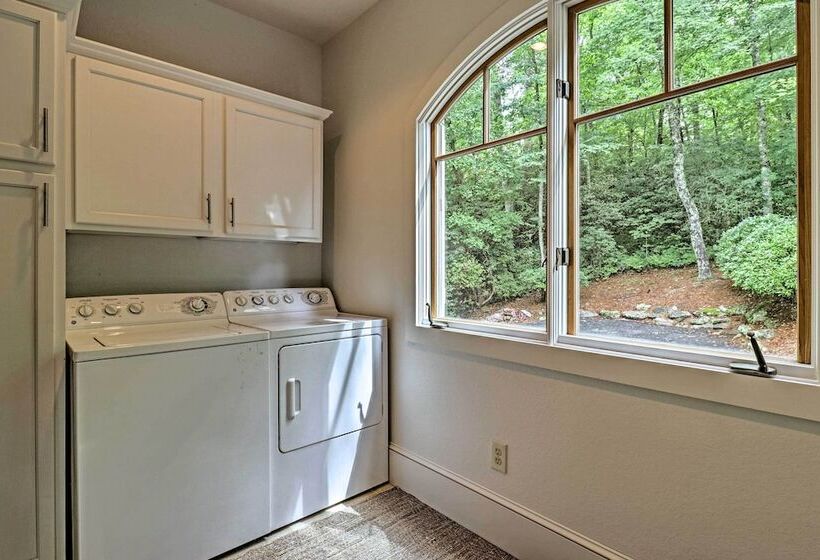 Cashiers Mountain Hideaway, Walk To Lake Glenville