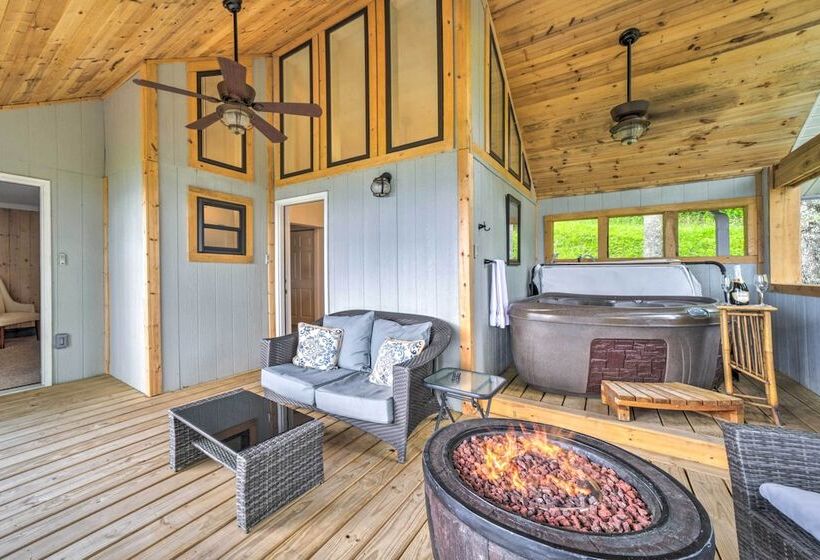Mtn Treehouse W/ Fire Pit, Breathtaking Views