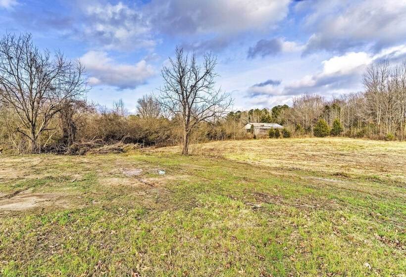 Oxford Home On Private Land < 7 Mi To Dtwn!