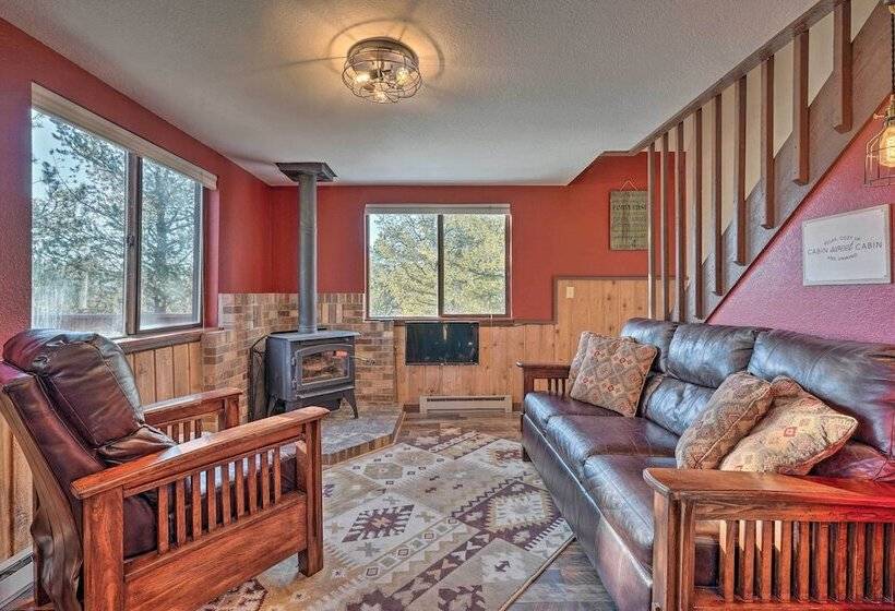 Divide Cabin In The Heart Of Colorful Colorado!