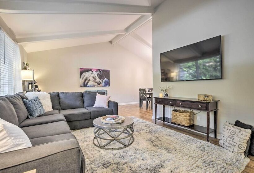 Recently Renovated Raleigh Retreat W/ Patio!