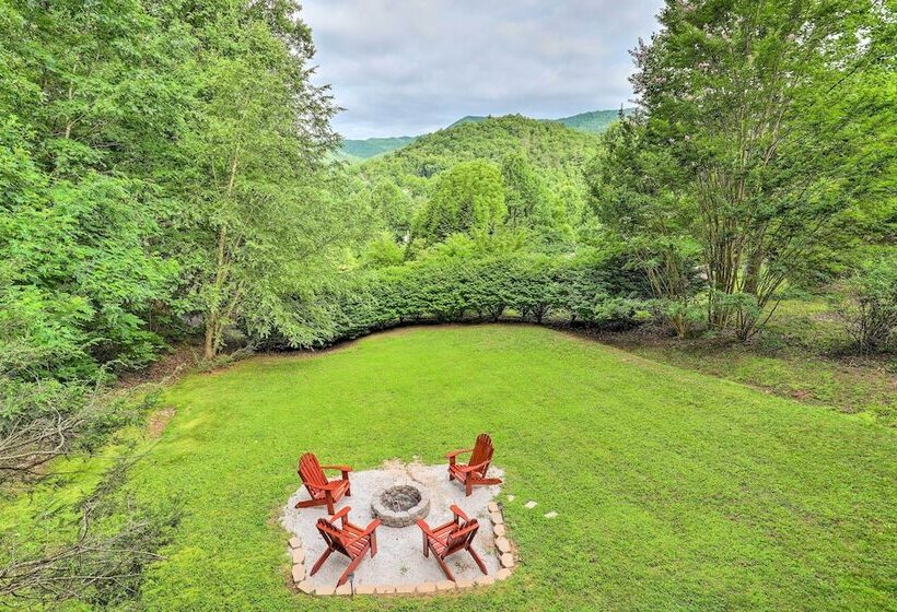 Scenic Smokies Cabin W/ Hot Tub In Golf Community!