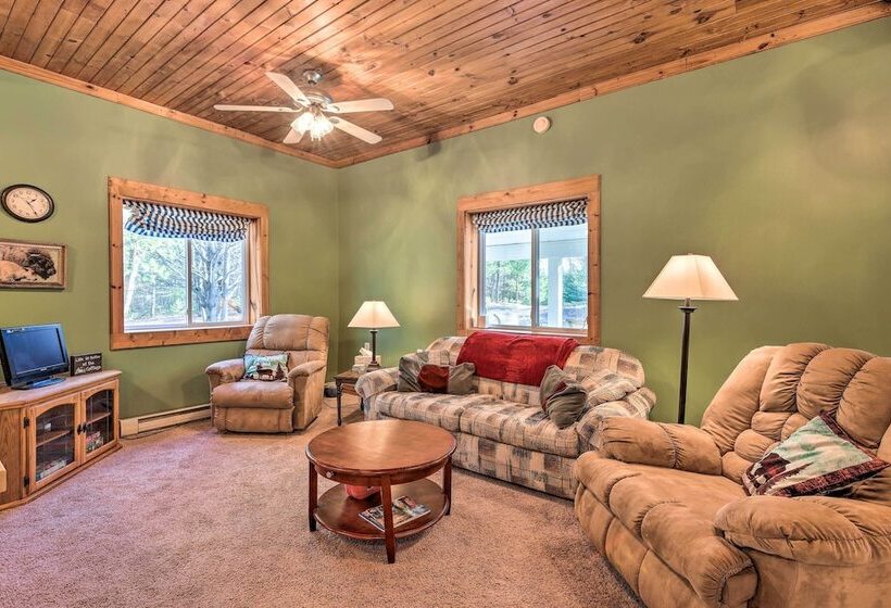 Secluded Bear Lake Getaway W/ Fire Pit & Porch!
