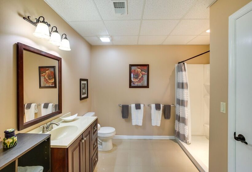 Serene Granville Home W/ Cumberland River Views!