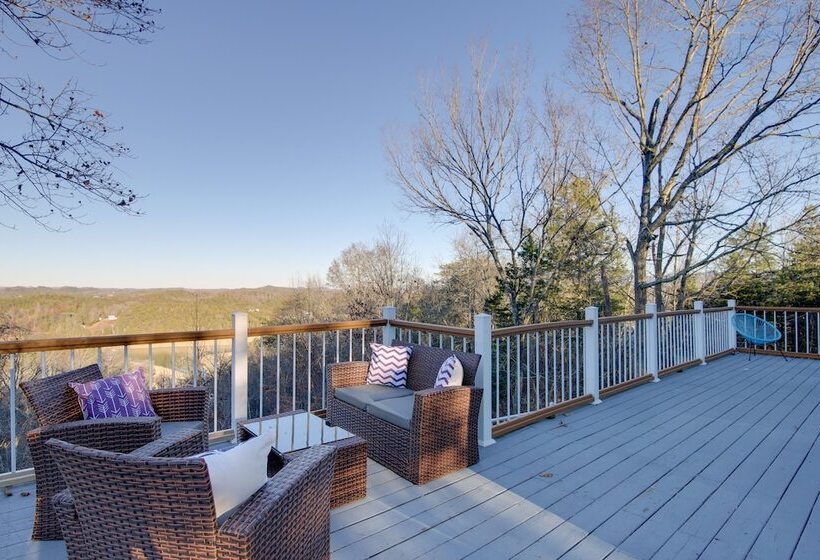 Smoky Mountains Cabin W/ Lake Access & Game Room!