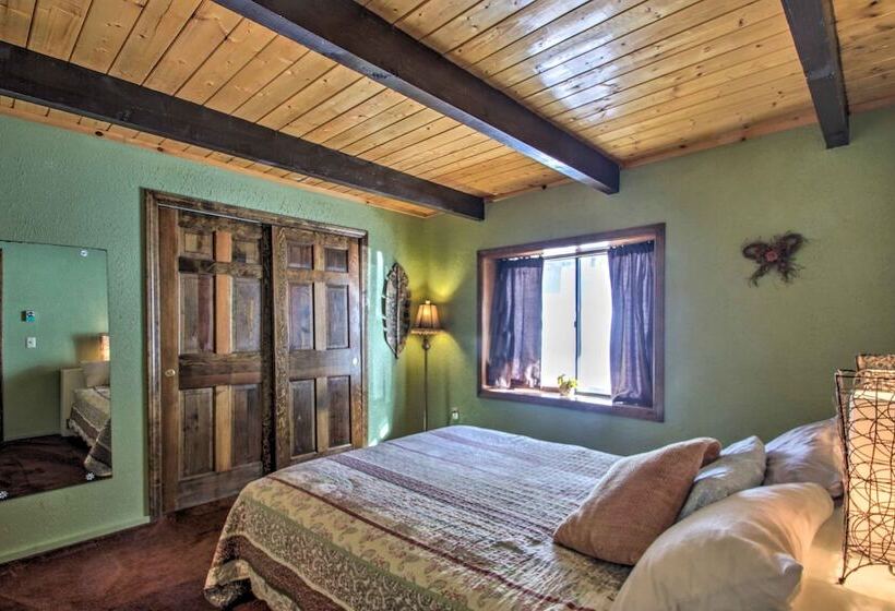 Swiss Style Chalet W/ Fireplace   Near Story Land!