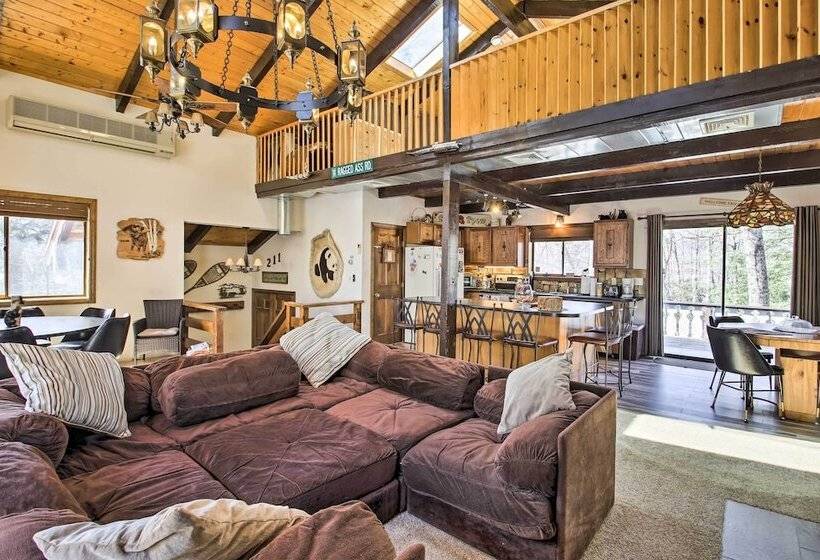 Swiss Style Chalet W/ Fireplace   Near Story Land!