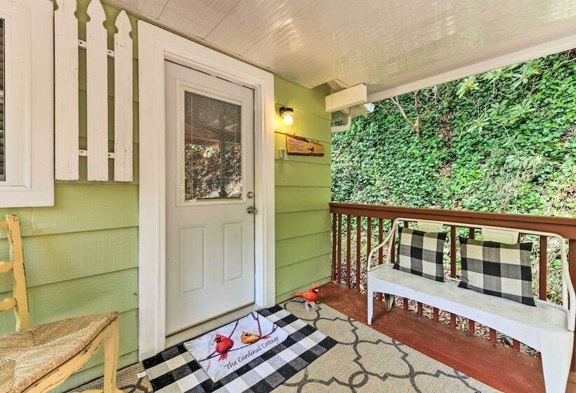 Smoky Mountain Cottage W/ Lanai & Mtn Views
