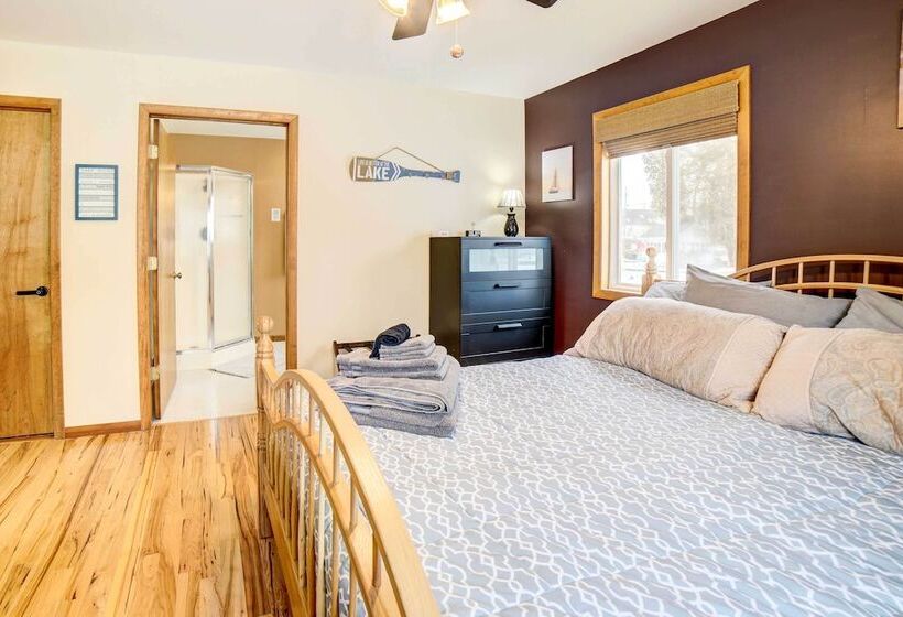 Waterfront Evart House On Chippewa Lake Channel