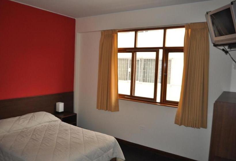 Che Lagarto Hostel Lima