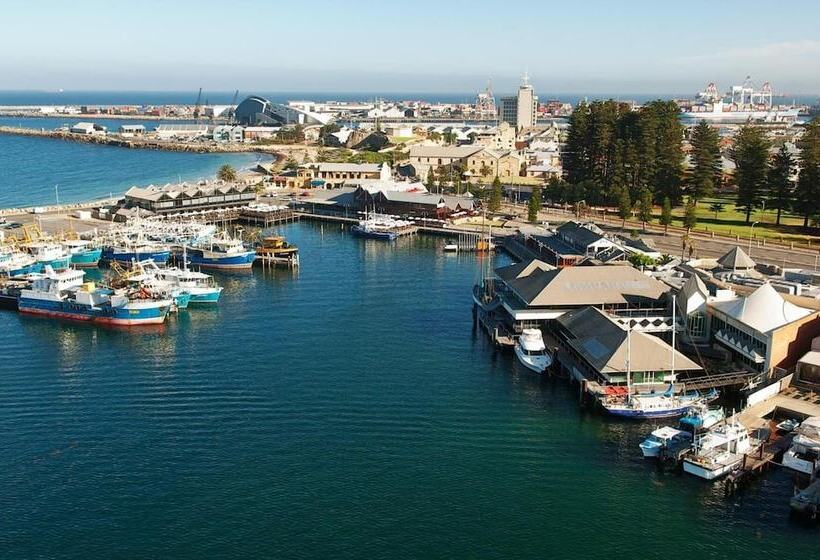Fremantle Hostel