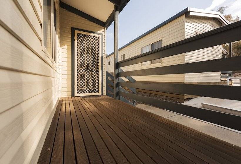 هتل Alivio Tourist Park Canberra