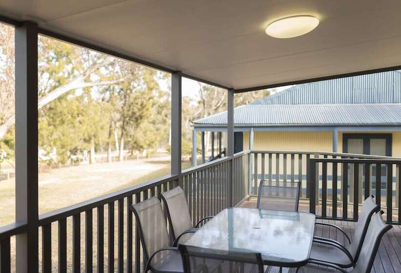 هتل Alivio Tourist Park Canberra