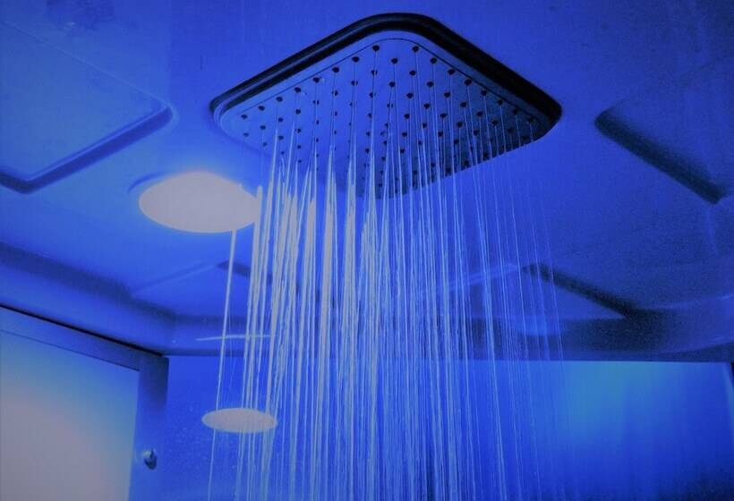 فنادق الكبسولة Capsule Inn Shimbashi  Men Only