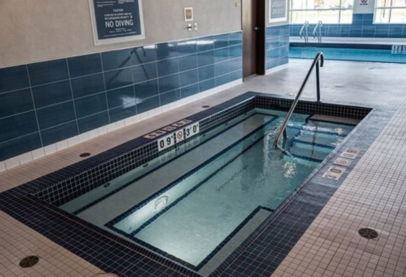 בית מלון כפרי Four Points By Sheraton Sherwood Park