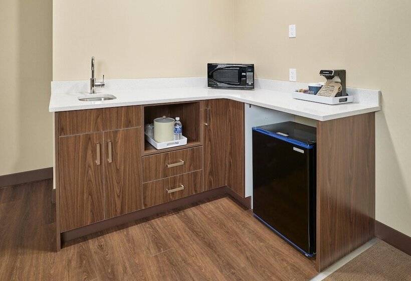 בית מלון כפרי Four Points By Sheraton Sherwood Park