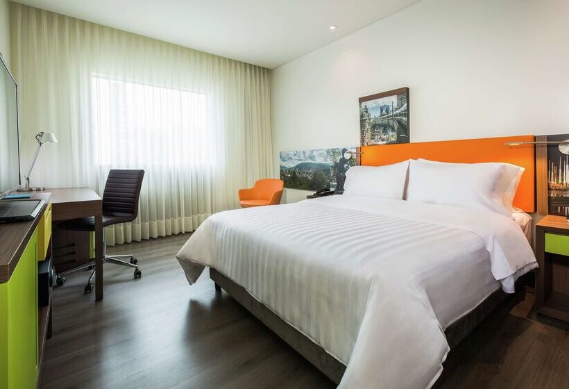 هتل Hampton By Hilton Bucaramanga