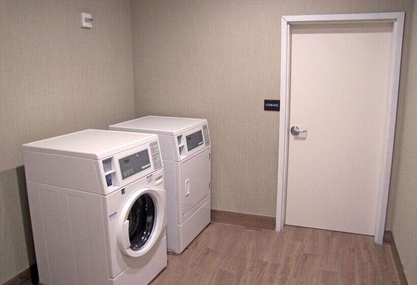 فندق Hampton Inn Mcpherson