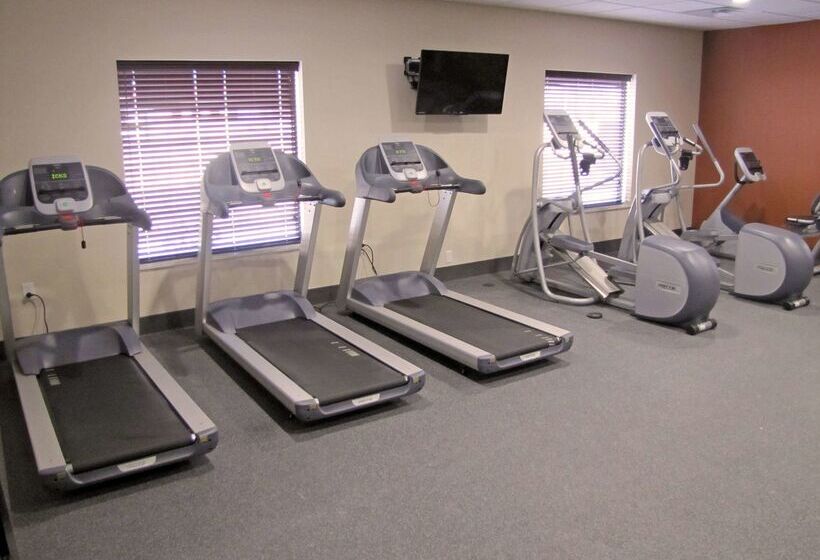 فندق Hampton Inn Mcpherson